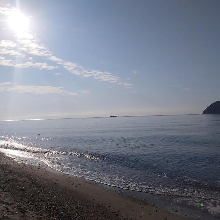 Maè Albenga Suites Esterno foto