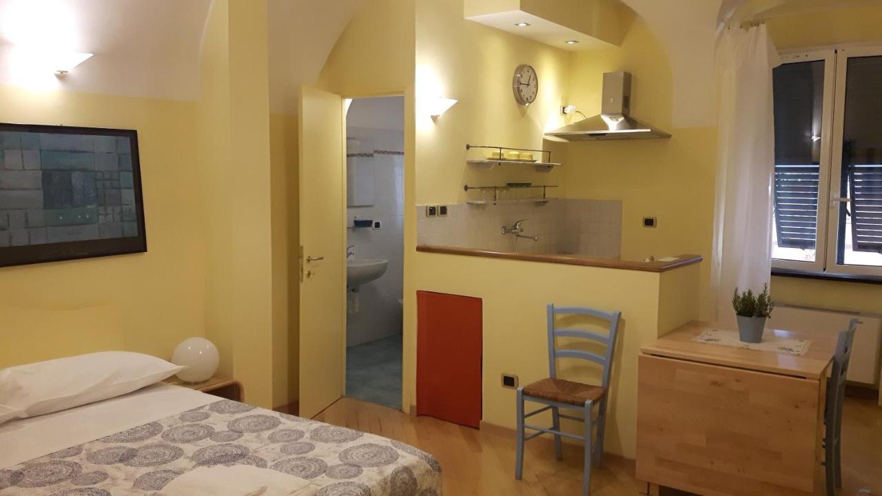 Maè Albenga Suites Esterno foto